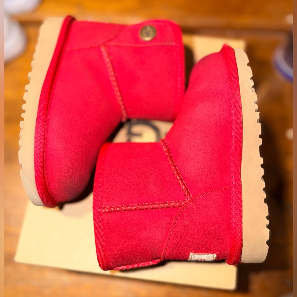 Girls Toddler UGG Boots Size 7 - Picture 3 of 7